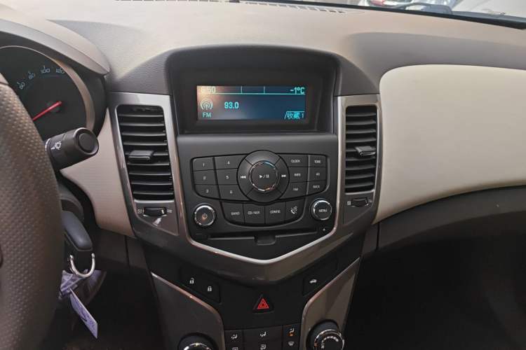 Used Chevrolet Cruze 2015 1.5L Classic SE AT
