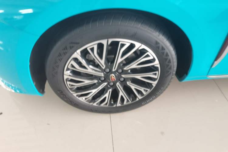 Used Hongqi H5 2024 2.0T Automatic Smart Connect Flagship Edition
