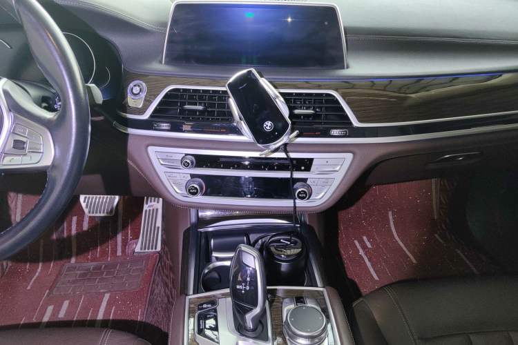 Used BMW 7 Series 2018 730Li Leading Model Excellence Package