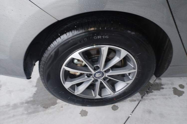 Used BYD Qin PLUS 2024 HONOR Edition DM-i 55KM Leading Model
