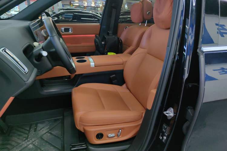 Used Li Auto L6 2024 PRO Model
