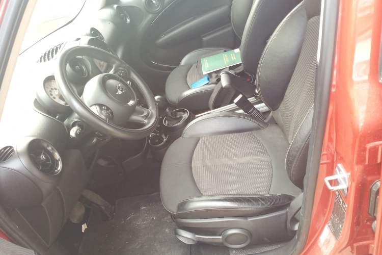 Used  Countryman 2014 1.6L COOPER Fun
