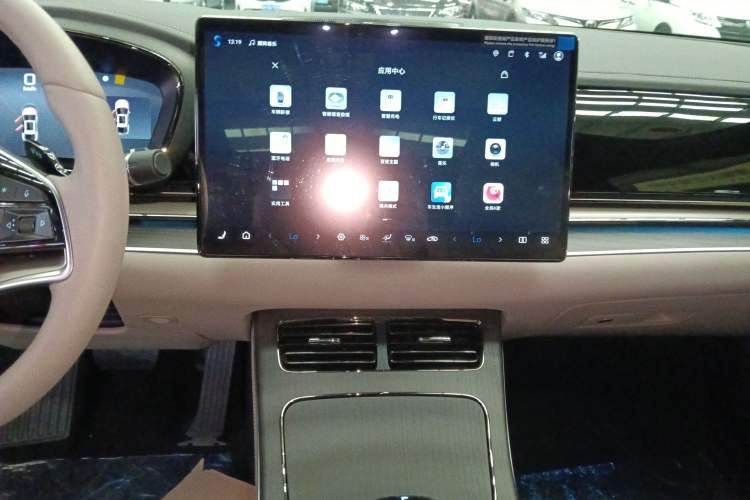 Used BYD Han 2025 DM-i Intelligent Driving Edition 125KM LiDAR Flagship Model
