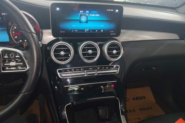 Used Mercedes-Benz GLC 2020 GLC 260 L 4MATIC Dynamic Model
