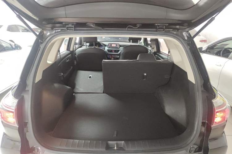 Used Kia Sportage R 2018 2.0L Manual Fashion Edition China V Standard