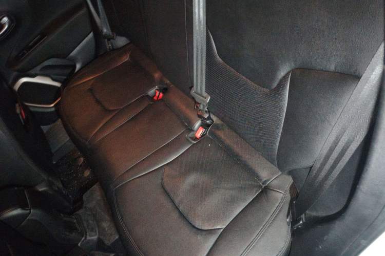 Used  Renegade 2017 180T Automatic Jingneng Edition
