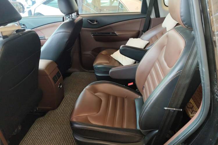 Used FORTHING SX6 2016 1.6L CVT Luxury Model