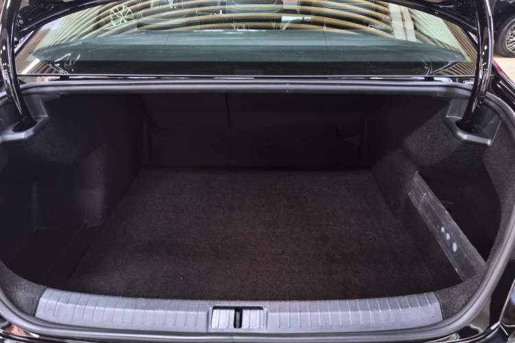 Used Volkswagen Magotan 2025 Zhongxiang Version 280TSI DSG Comfort Edition
