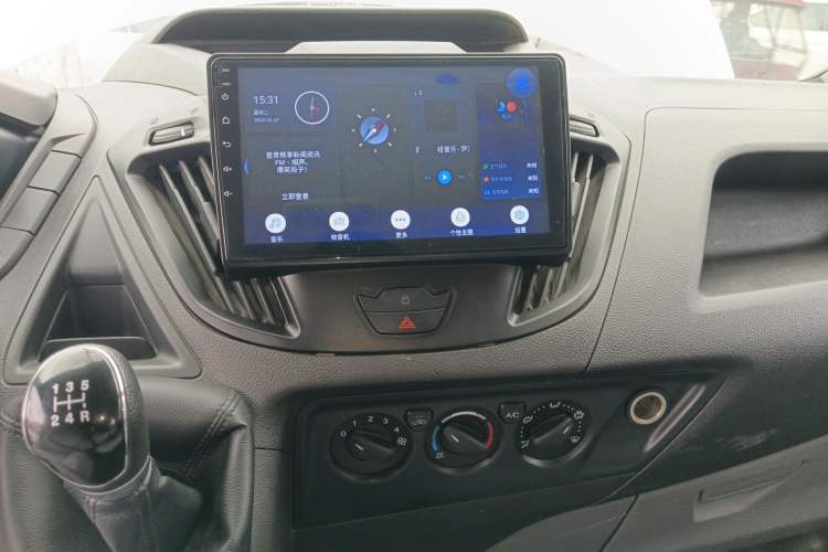 Used Ford Transit 2017 2.0T Diesel Multi-Function Commercial Vehicle Short Wheelbase Mid-Roof China V Standard