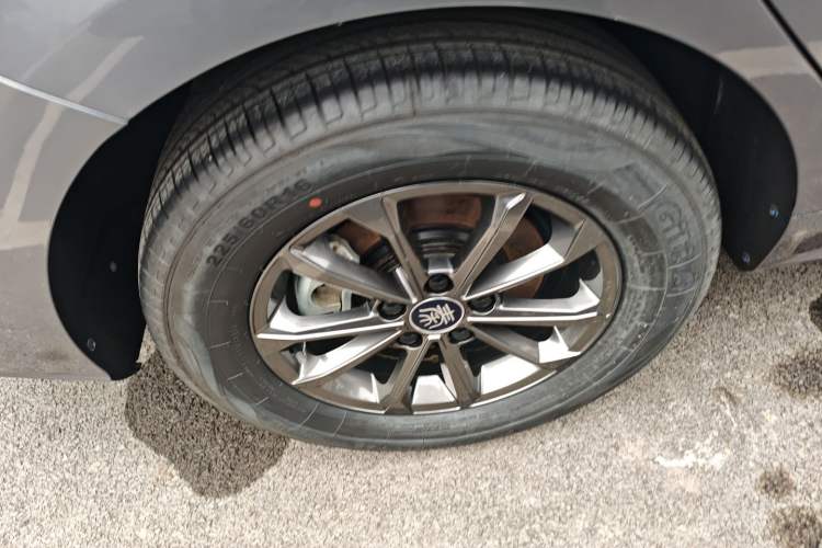 Used BYD Qin PLUS 2021 EV 400KM Leading Comfort Edition
