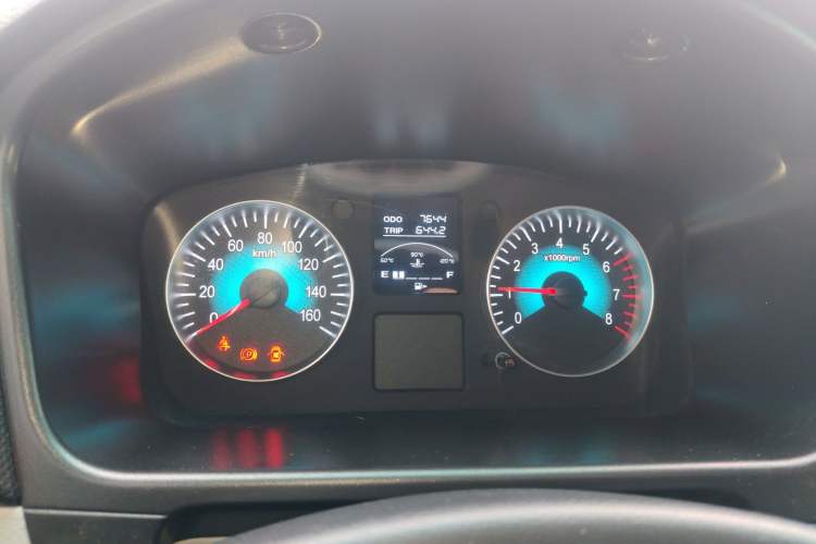 Used SRM New Haishi X30L 2025 1.5L Wealth Edition Minibus 5/6/7 Seats No Air Conditioning Double Doors
