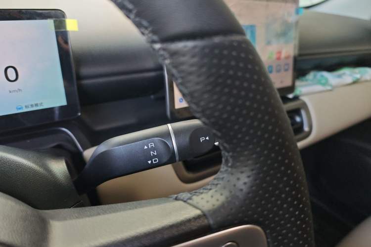 Used Wuling Bingo PLUS 2024 330 km Range Five-Seater Version
