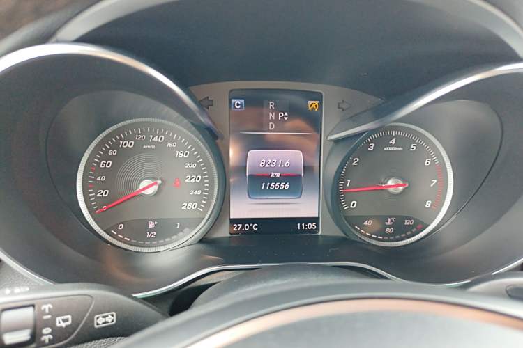 Used Mercedes-Benz GLC 2019 Facelift GLC 260 L 4MATIC Luxury Model
