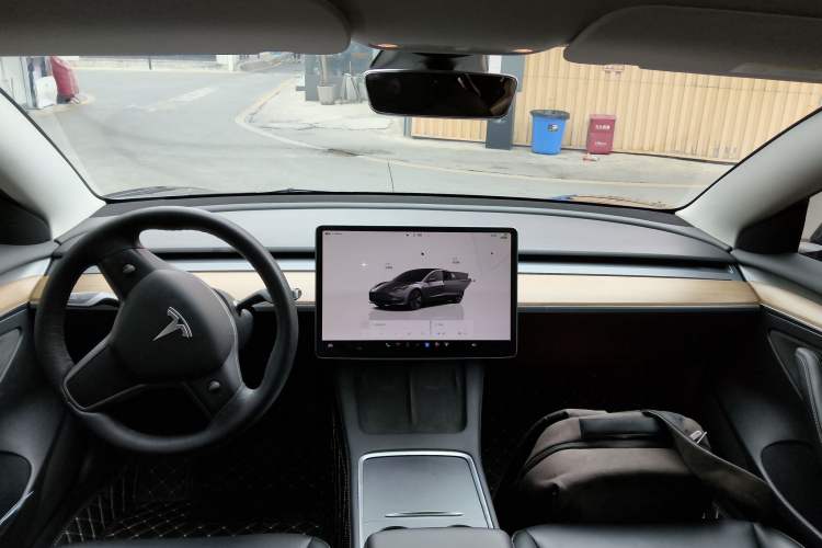 Used Tesla Model 3 2022 Rear-Wheel-Drive Version