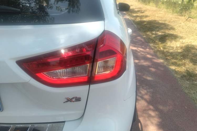 Used Geely Auto Vision X3 2017 1.5L Automatic Elite Model
