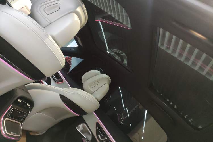 Used Mercedes-Benz E-Class 2024 E 300 L Luxury Model
