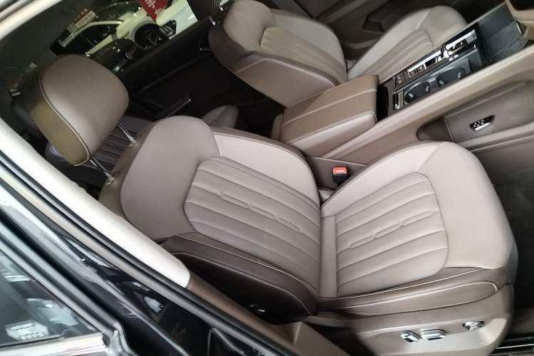 Used Volkswagen Viloran 2024 330TSI Luxury Edition