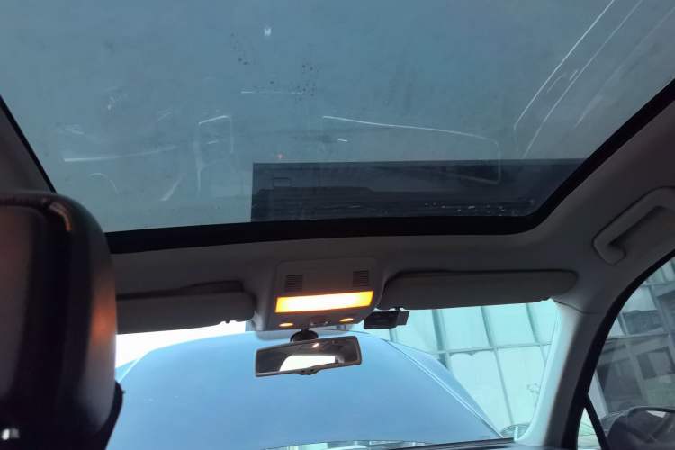 Used Volkswagen Touareg 2011 3.0 TSI Comfort Version
