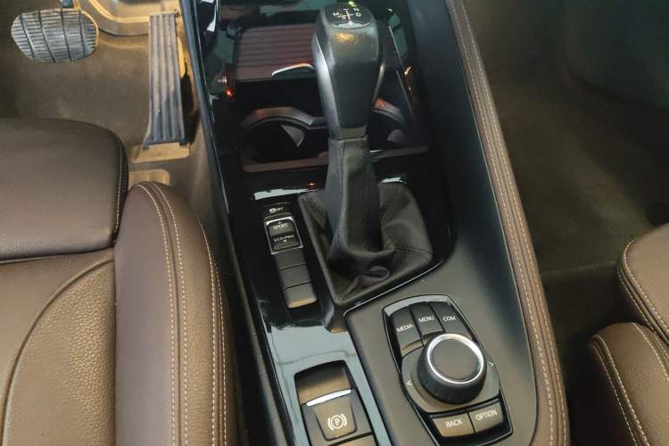 Used BMW X1 2018 sDrive18Li Luxury Model
