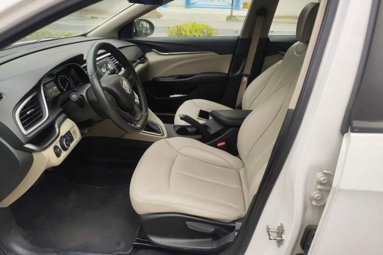 Used Buick GT 2015 15N Automatic Elite Version
