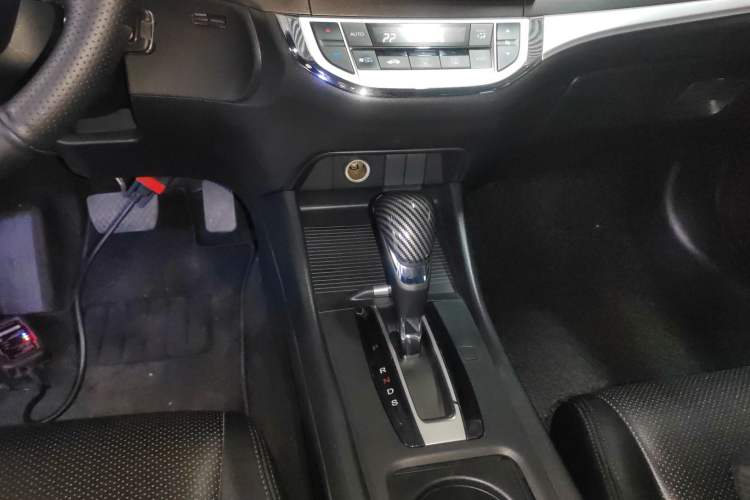 Used Honda Jade 2017 1.8L Automatic Classic Edition 5 seats
