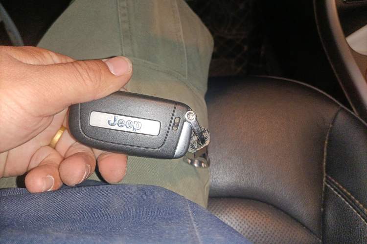 Used  Compass 2017 200T Automatic Family Edition
