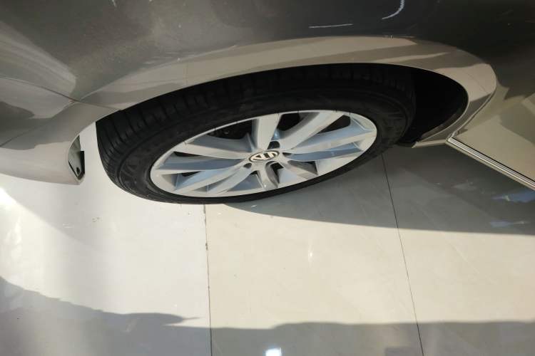 Used Volkswagen Magotan 2012 Travel Edition 2.0 TSI Comfort Version