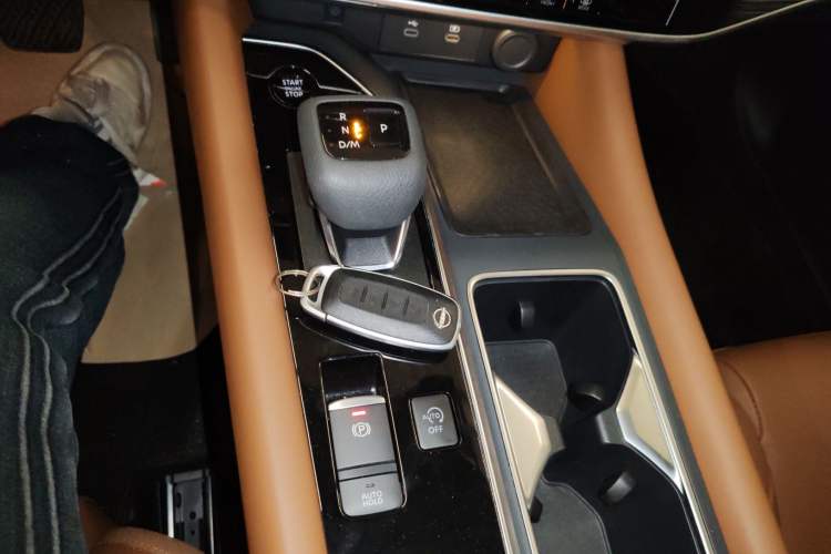 Used Nissan Terra 2024 380 VC-TURBO Four-Wheel Drive Prestige Edition 6 Seats
