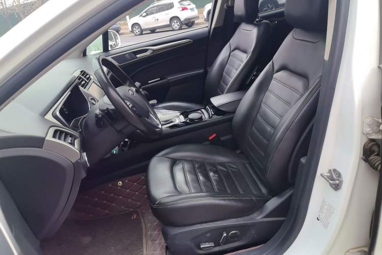 Used Ford Mondeo 2013 2.0L GTDi240 Flagship Edition