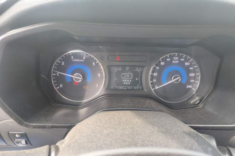 Used Dongfeng Fengon 580 2017 Revised Version 1.5T CVT Luxury Edition