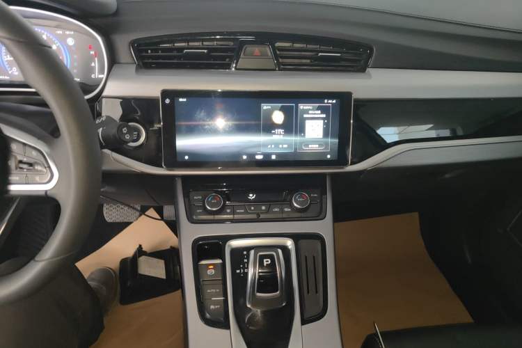 Used Geely Auto Emgrand X7 Sport 2021 Million Edition 1.8TD DCT Two-Wheel Drive Comfort Model
