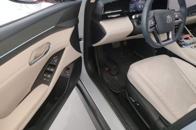 Used BYD Qin L 2025 EV 545KM Excellence Edition
