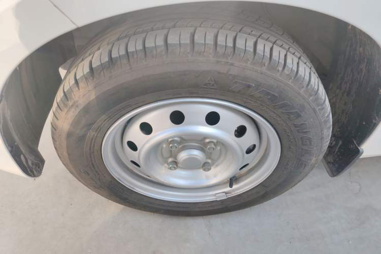 Used Wuling Hongguang V 2022 1.5L Jingqu Edition Electric-Assist LAR
