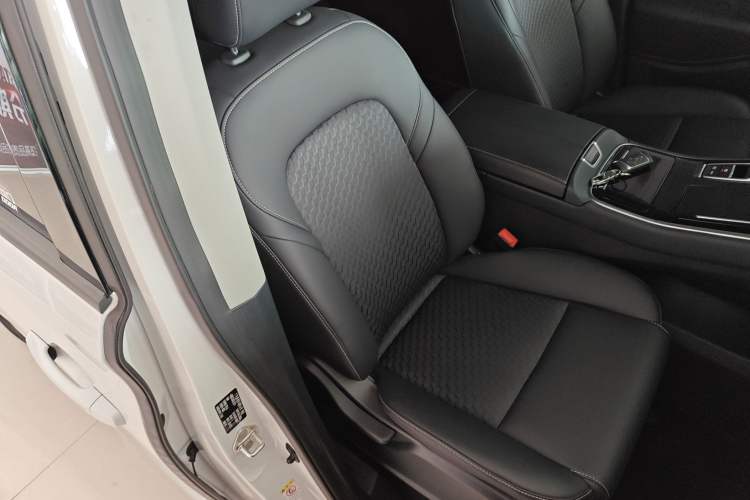 Used GAC Trumpchi M8 2023 Lingxiu Series 390T Luxury Edition
