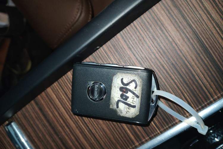 Used Volvo S60 2022 B4 Zhiyuan Luxury Edition