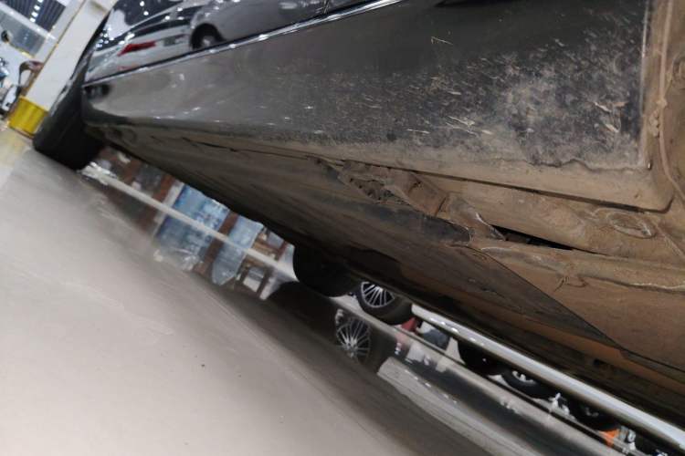 Used Mercedes-Benz E-Class 2016 E 300 L Stylish Model