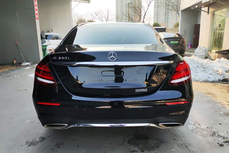 Used Mercedes-Benz E-Class 2020 Restyled E 300 L Sporty and Stylish Edition
