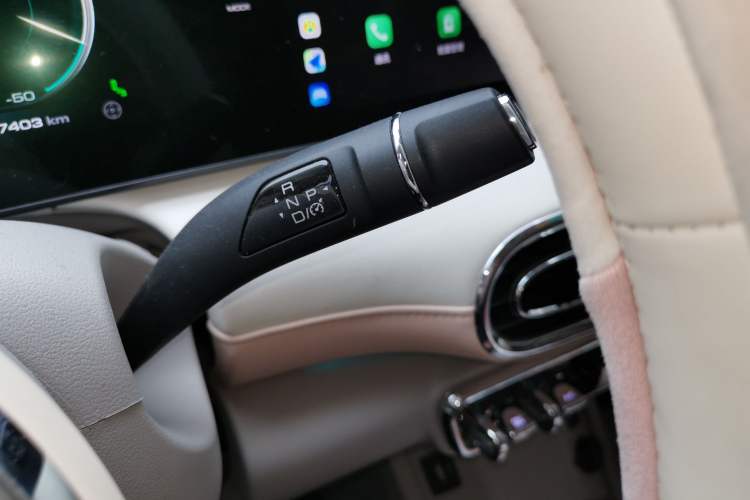 Used ORA Ballet Cat 2022 401 km Nutcracker Edition
