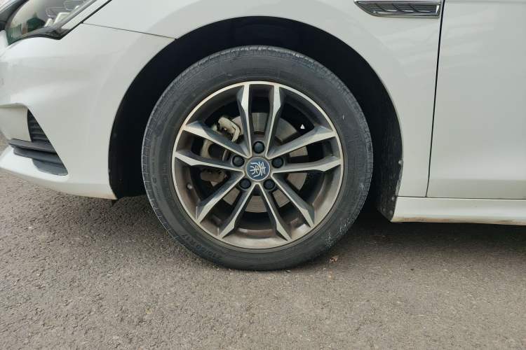 Used BYD Qin Pro 2019 Super Edition 1.5TI Automatic Smart Connect Enjoyment Model China VI Standard