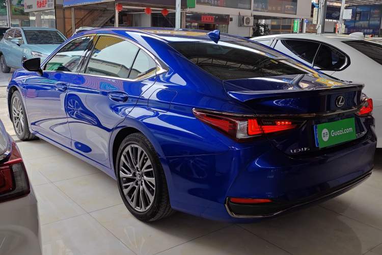 Used Lexus ES 2020 260 F SPORT
