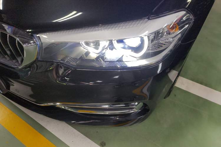 Used BMW 5 Series 2019 Facelifted 525Li Luxury Package
