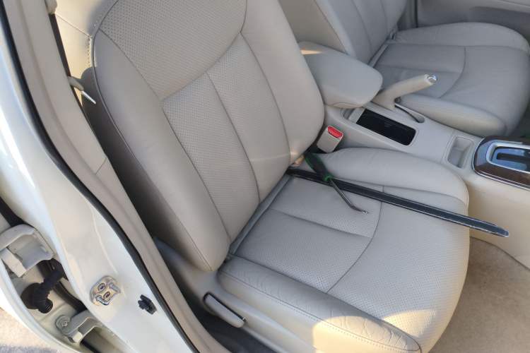 Used Nissan Sylphy 2014 1.6XV CVT Deluxe Edition
