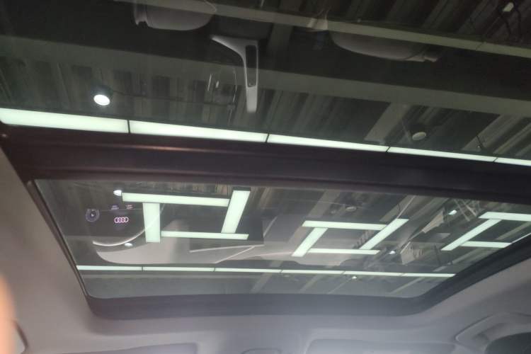 Used Audi A4L 2022 40 TFSI Luxury Dynamic Model