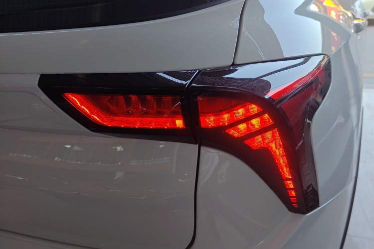 Used NETA V 2021 Long-Range Entertainment Edition Upgrade Model
