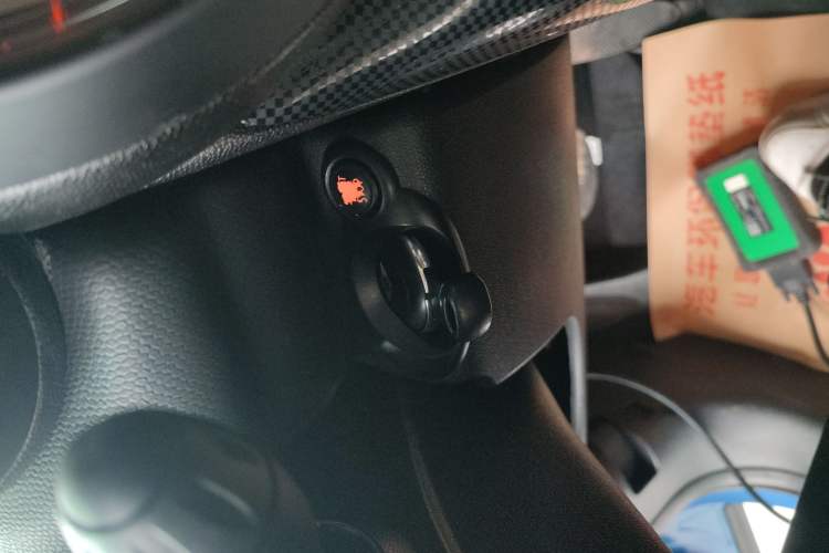 Used  Countryman 2014 1.6L COOPER Fun
