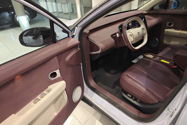 Used  firefly 2025 Illuminated Edition