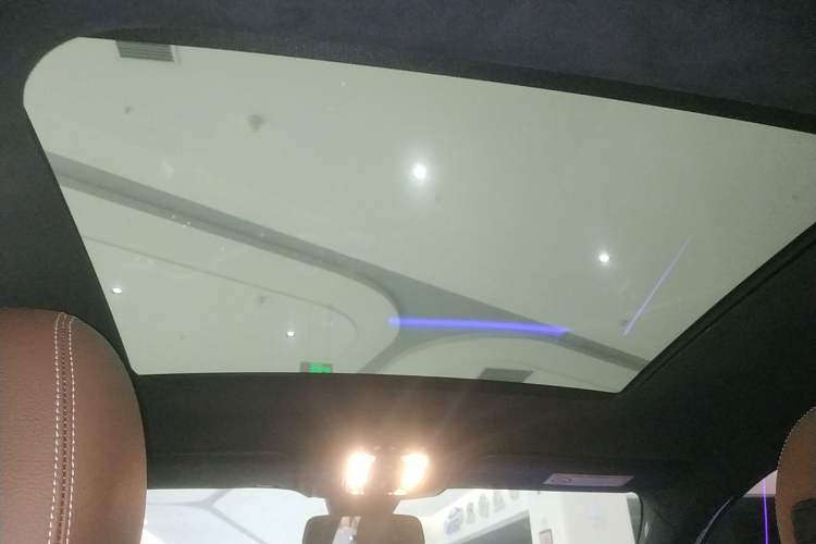 Used Mercedes-Benz A-Class 2022 Revised Version A 200 L Sport Sedan Fashionable Style