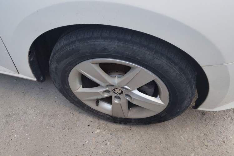 Used Skoda Fabia 2017 1.4L Automatic Car Enjoy Edition
