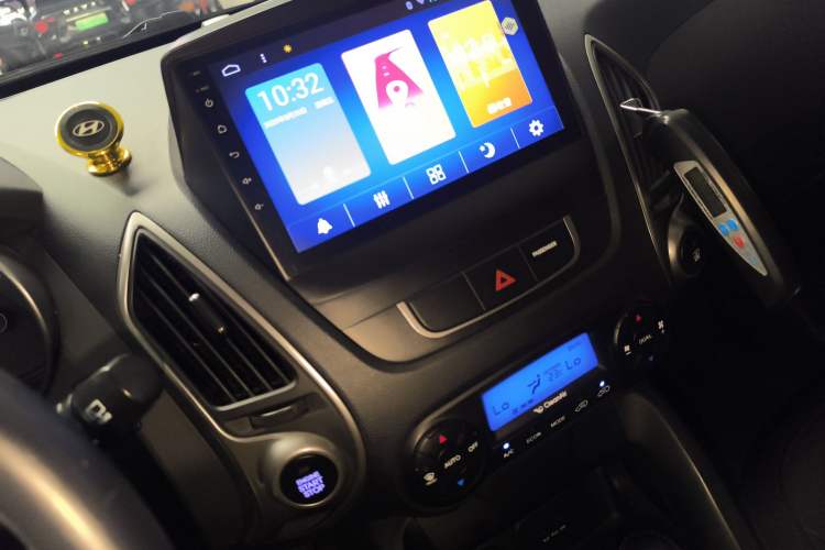 Used Hyundai ix35 2015 2.0L Automatic Two-Wheel Drive Leading Trim China V Standard
