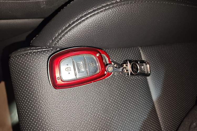 Used Hyundai Tucson 2018 1.6T Dual-Clutch Two-Wheel Drive 15th Anniversary Special Edition